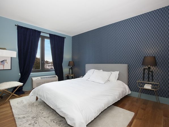 968 60th St APT 407