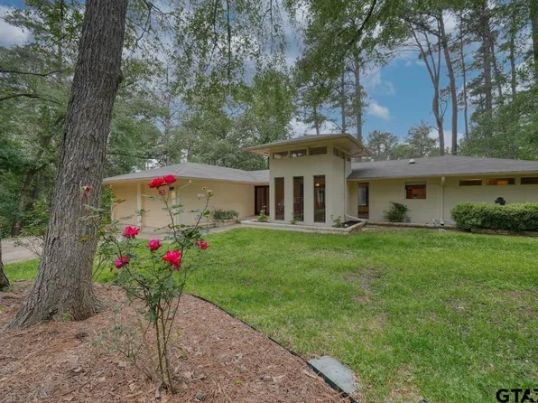 1701 Pineview Ln, Hideaway, TX 75771