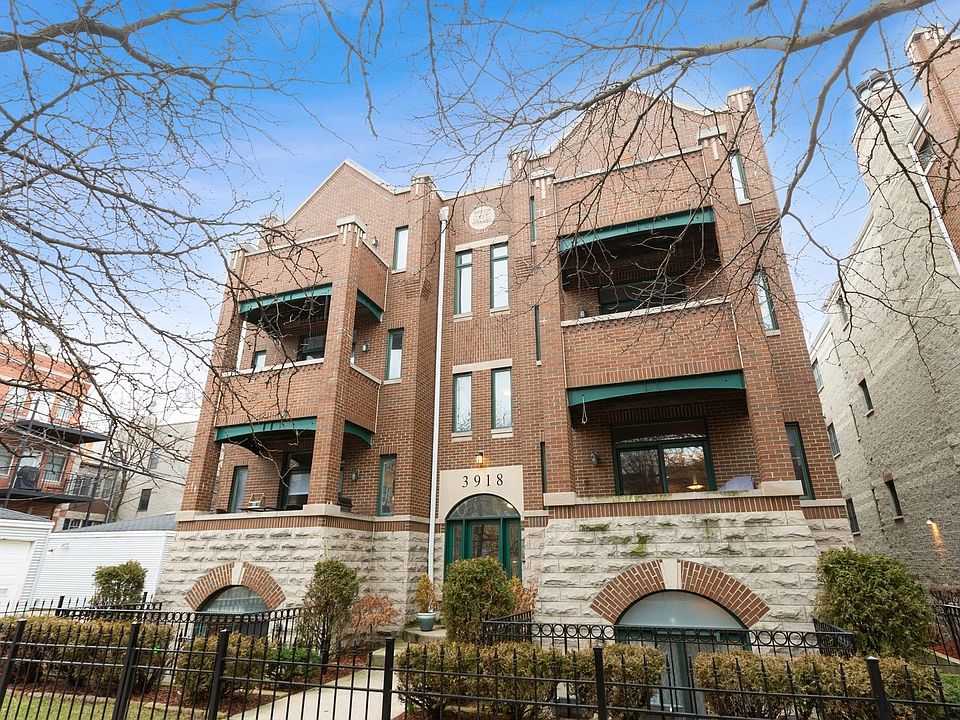 1st image of 3918 N Southport Ave APT 1N