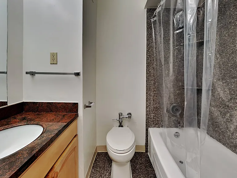 455 Eddy St — Photo 50