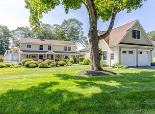 1 Wabun Rd, Cape Elizabeth, ME 04107