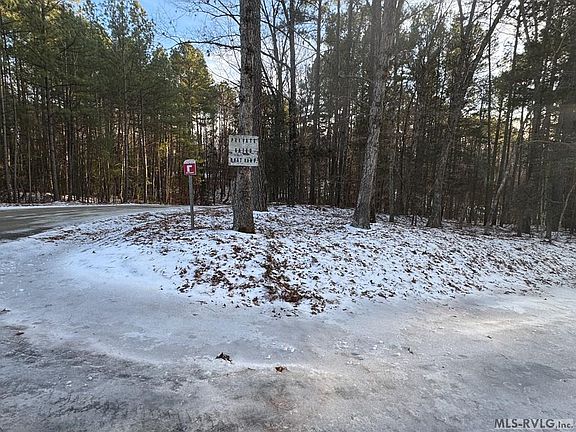 3rd image of 1674 Great Creek Dr