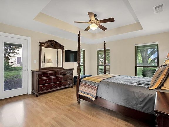 3rd image of 2022 Sunny Cir