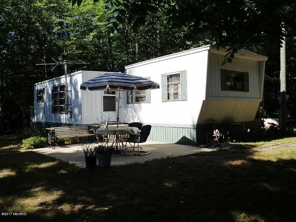 1st image of 1302 N Blacksmith Ln