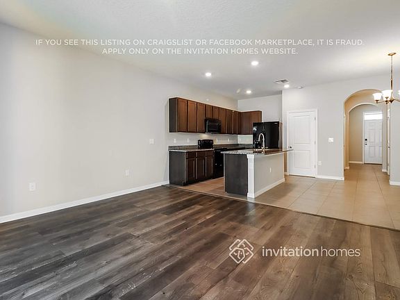 3rd image of 2944 Suncoast Blend Dr