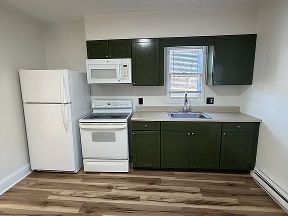 4th image of 106 Crockett Ave