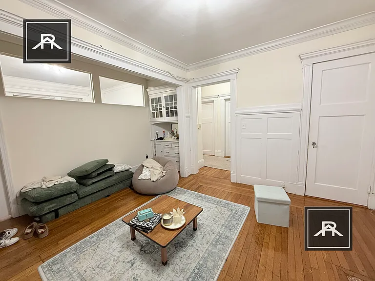 450 Park Dr #2 — Photo 4
