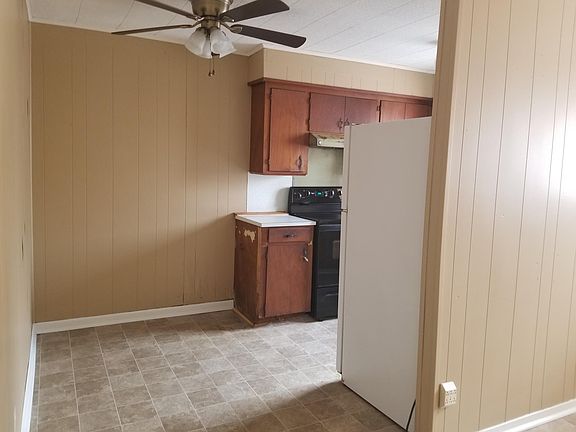 3rd image of 217 S Church St APT 7