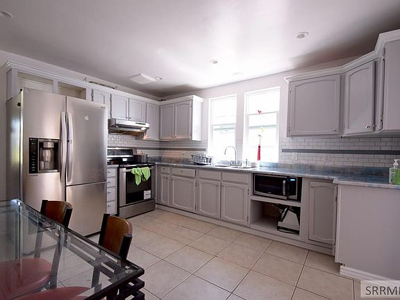 3rd image of 631 K St