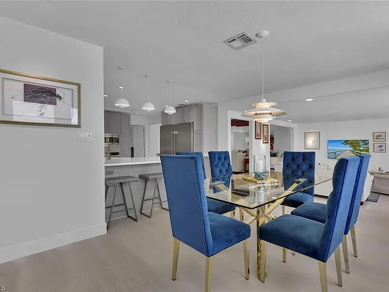 2143 Marina Dr — Photo 9