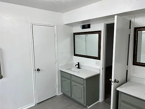 1243 Cedarbrook Trl — Photo 8