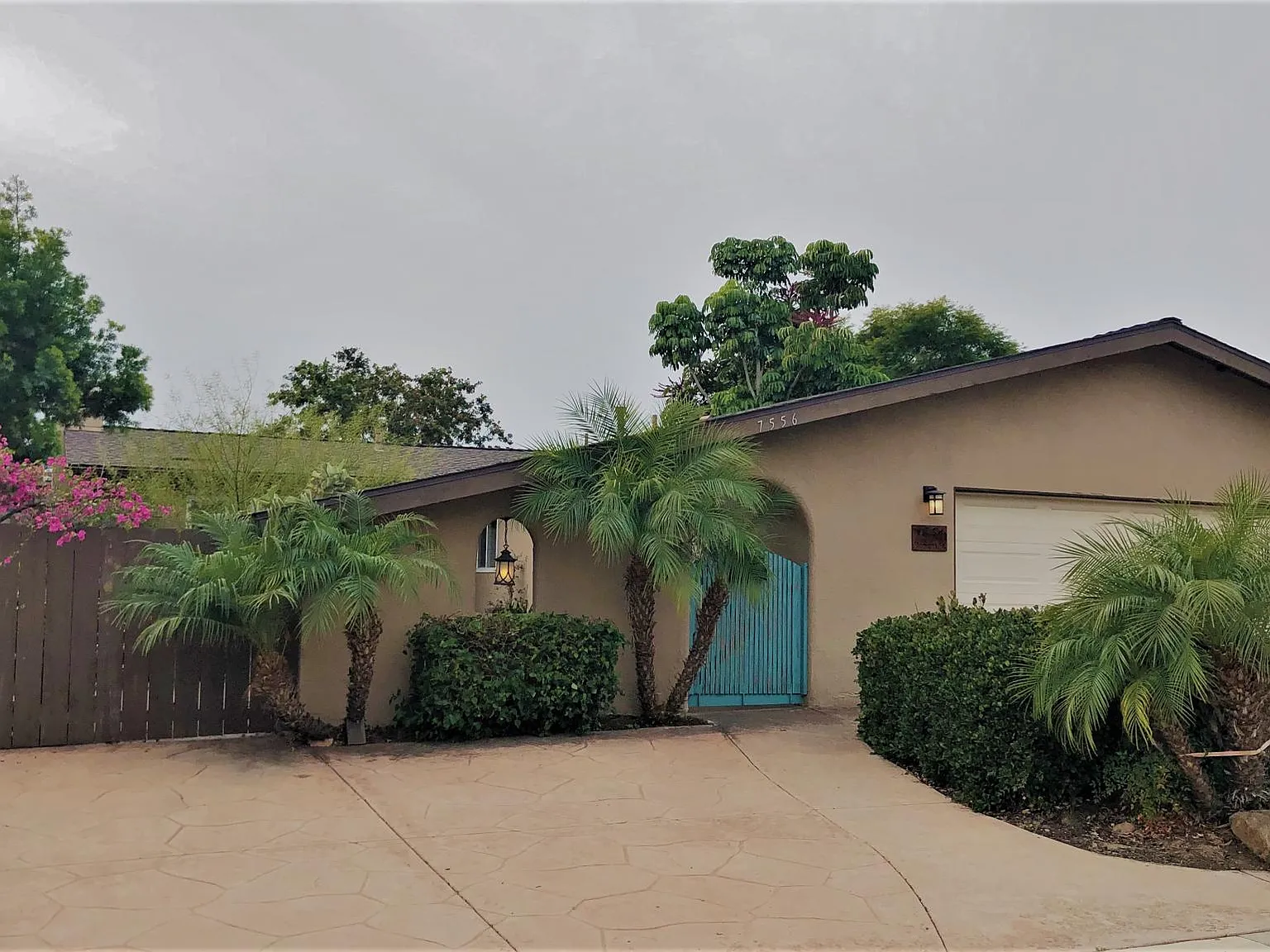 3 bed, 1700 sqft, $4,300 — Photo 1