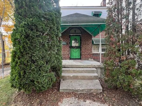 125 W McClellan St, Flint, MI 48505
