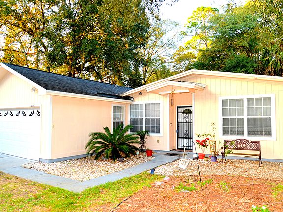 2nd image of 4833 Rustic Woods Dr