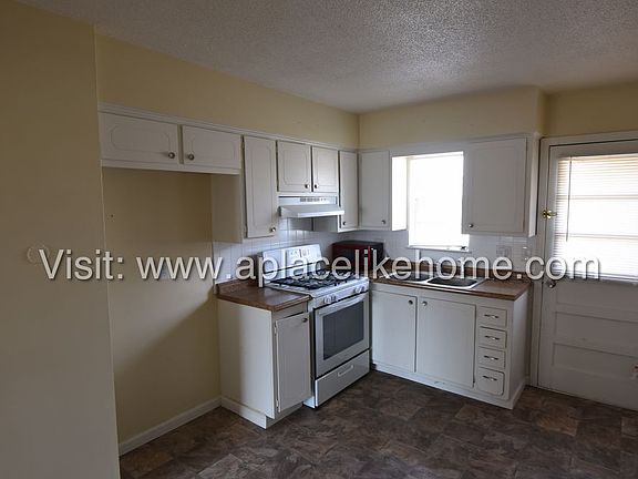 2nd image of 7246 Montana Ave