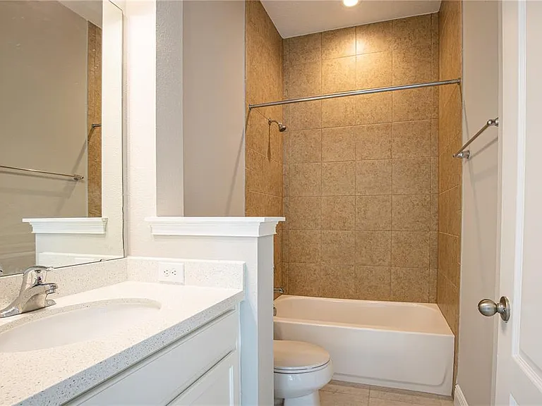 9233 Smithies St — Photo 14