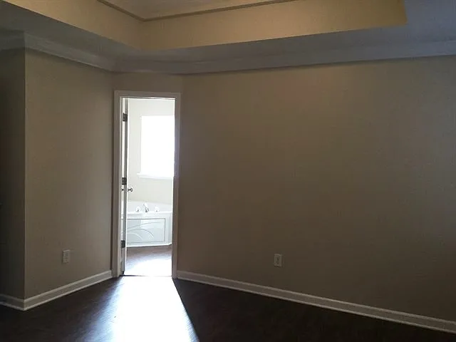 121 Luna Ln — Photo 10