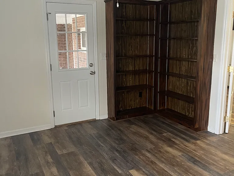 258 Powell Rd — Photo 12