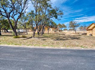 1704 Valencia Dr N, Kerrville, TX 78028