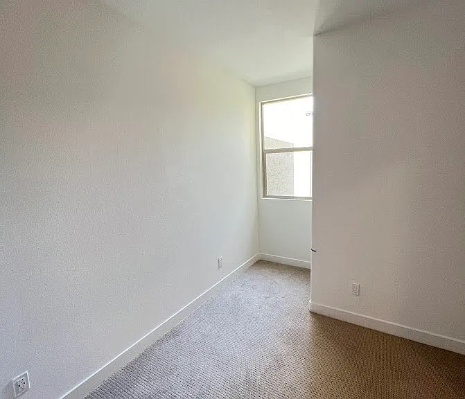 435 Mullberry Pl — Photo 34