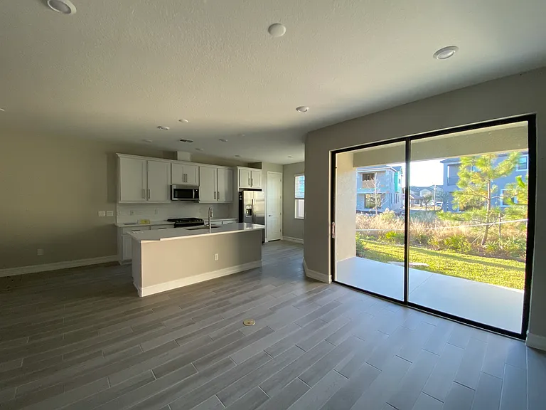 4671 Almada Ln — Photo 11