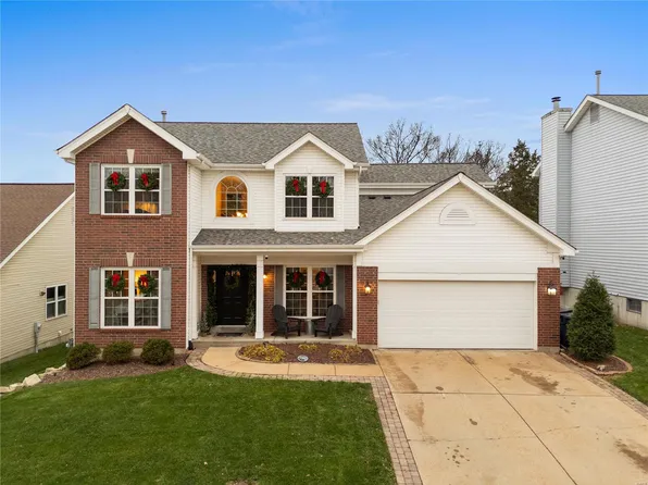 17435 Hilltop Ridge Dr, Eureka, MO 63025