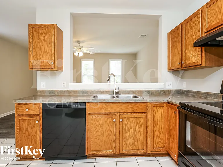 405 Verbena Ave — Photo 9