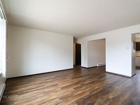 3rd image of 1846 E 16th St APT B