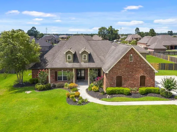 1696 Woodland Forest Dr, Lake Charles, LA 70611