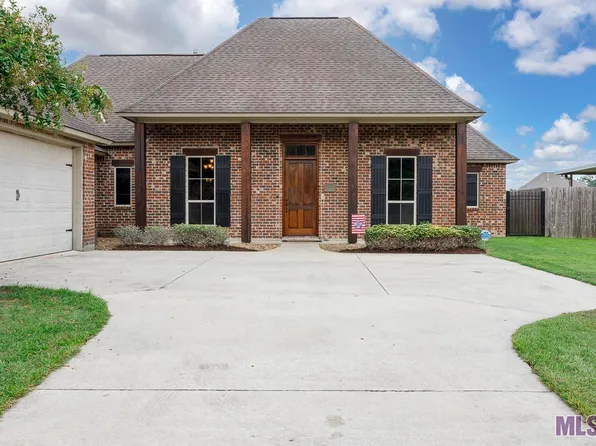 39103 Driftwood Lake Dr, Gonzales, LA 70737