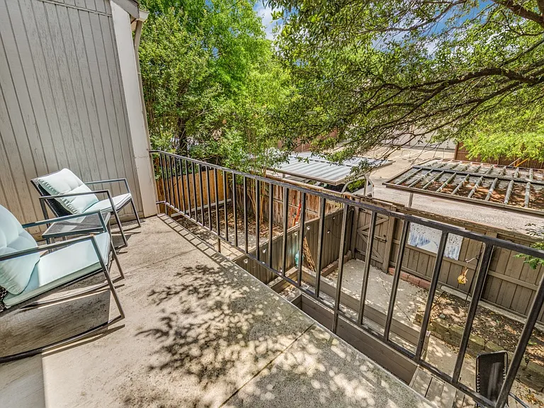 7512 Woodthrush Dr — Photo 6