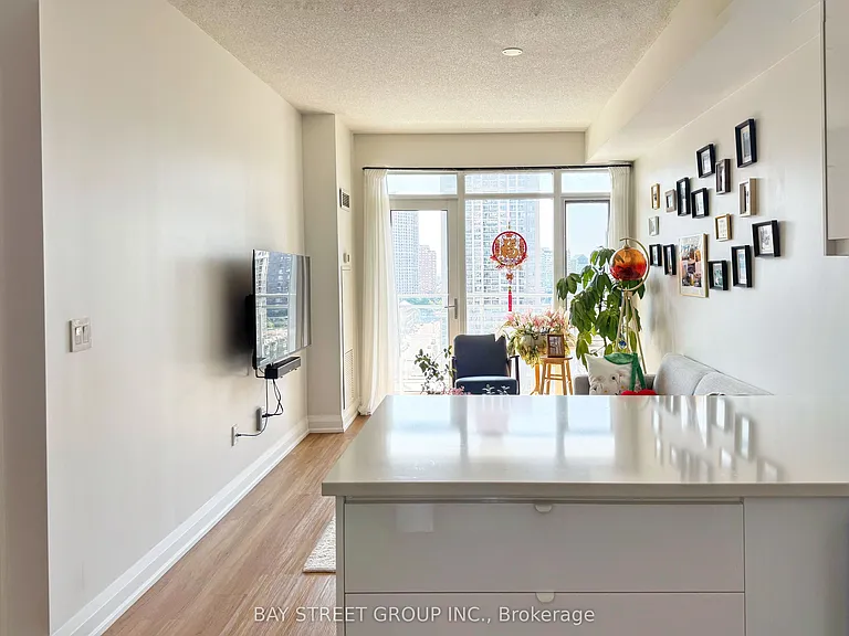 365 Prince Of Wales Dr #1203 — Photo 5