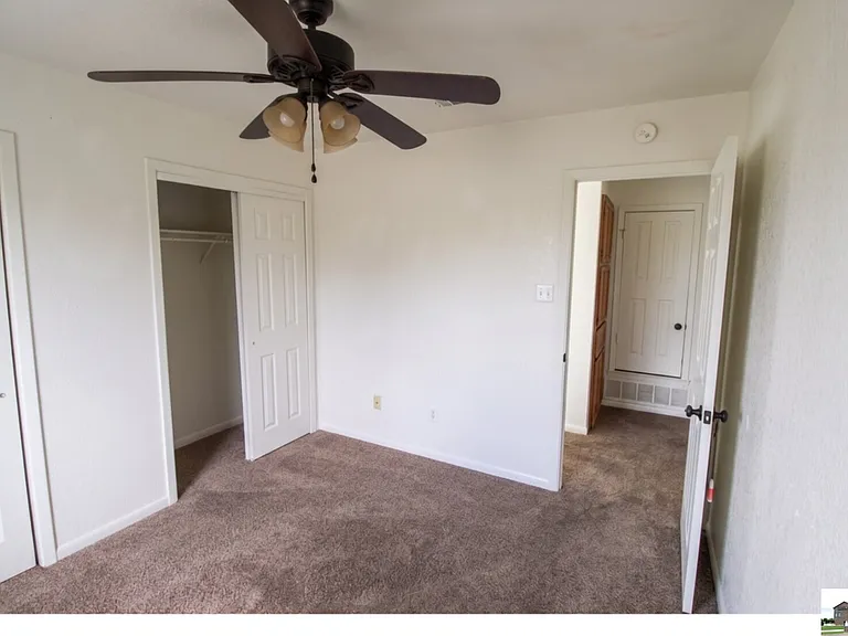 2412 Skylark Cir — Photo 13