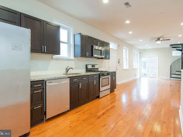 2114 N 17th St, Philadelphia, PA 19121