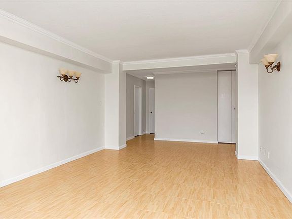 4th image of 10740 Queens Blvd APT 14C