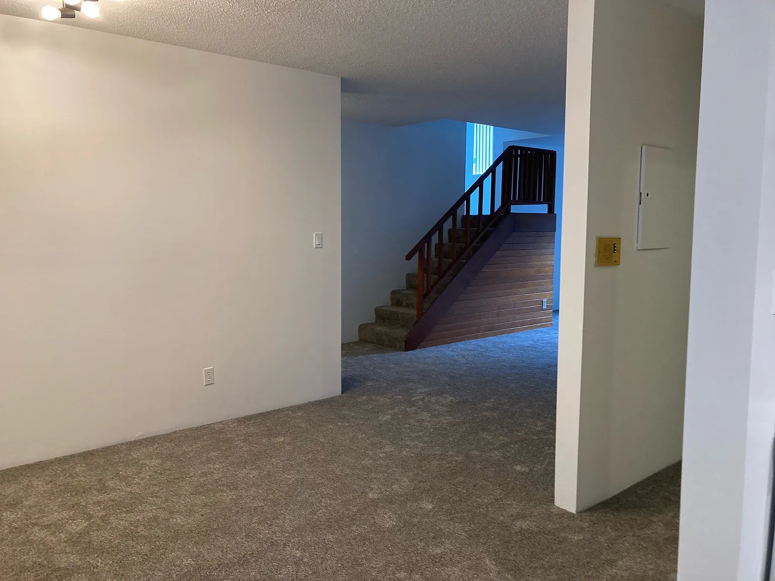 1 bed, 865 sqft, $2,200 — Photo 3