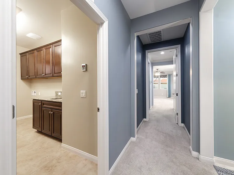 2624 Oakley St — Photo 22