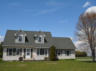 67 Beaver Pond Rd, Highgate Center, VT 05459