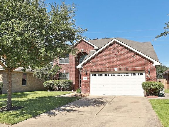 4th image of 19106 Piney Way Dr