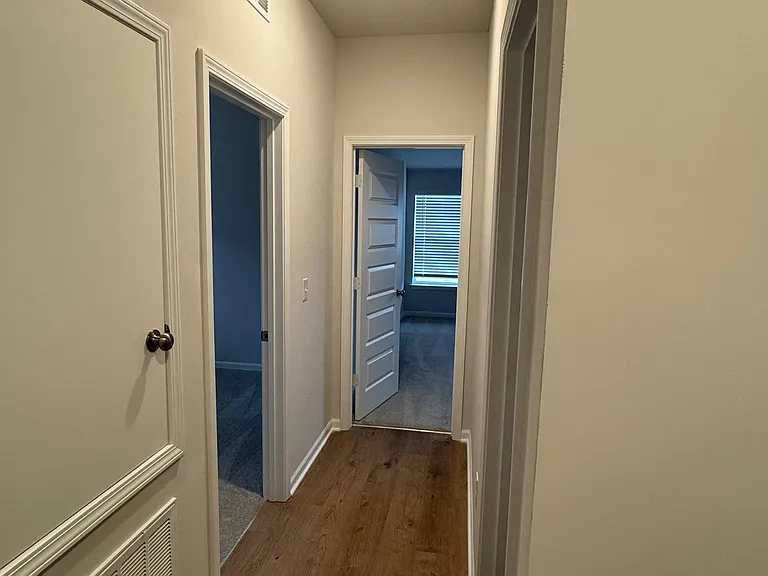 893 N Buckeye St — Photo 13