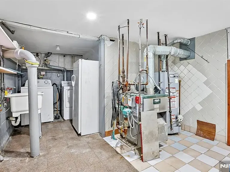 18 Patterson St — Photo 31