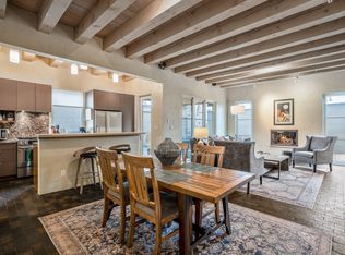211 Callecita Pl APT E, Santa Fe, NM 87501