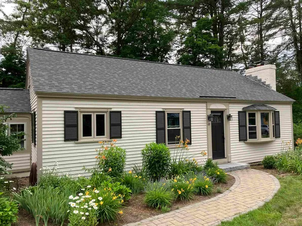 82 Penacook Road, Hopkinton, NH 03229
