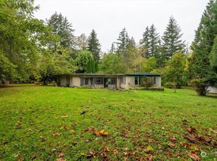 6688 Vista Dr, Ferndale, WA 98248