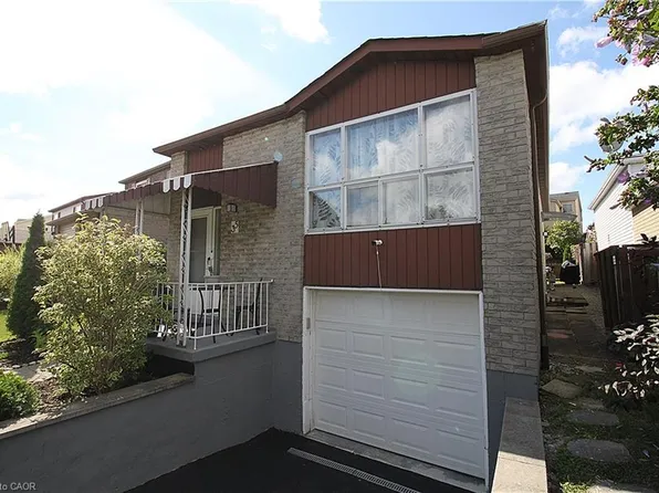 35 Garden Cres, Hamilton, ON L8V 4T3