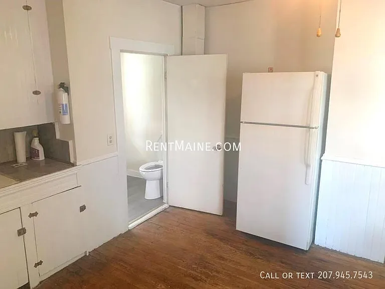 131 Main St — Photo 17