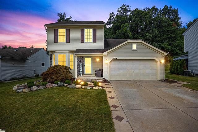 1st image of 5714 Lockwood Dr