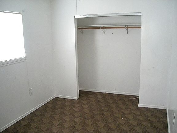 4th image of 2720 Woodbury Dr
