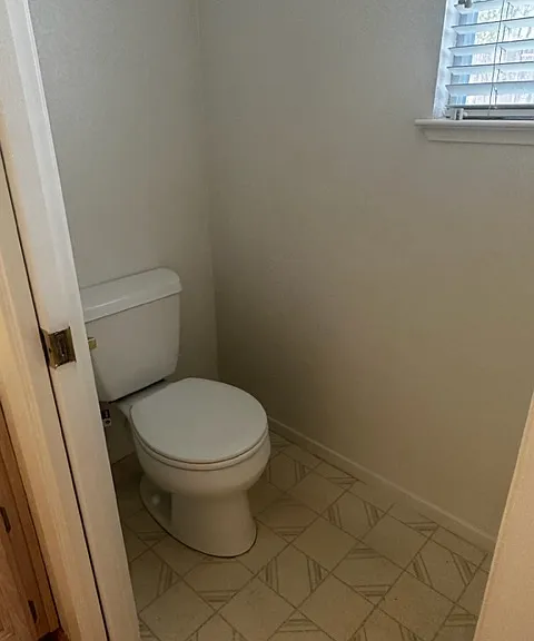 7905 Wymark Dr — Photo 12