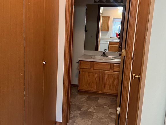 5th image of 120 S 41st St #1
